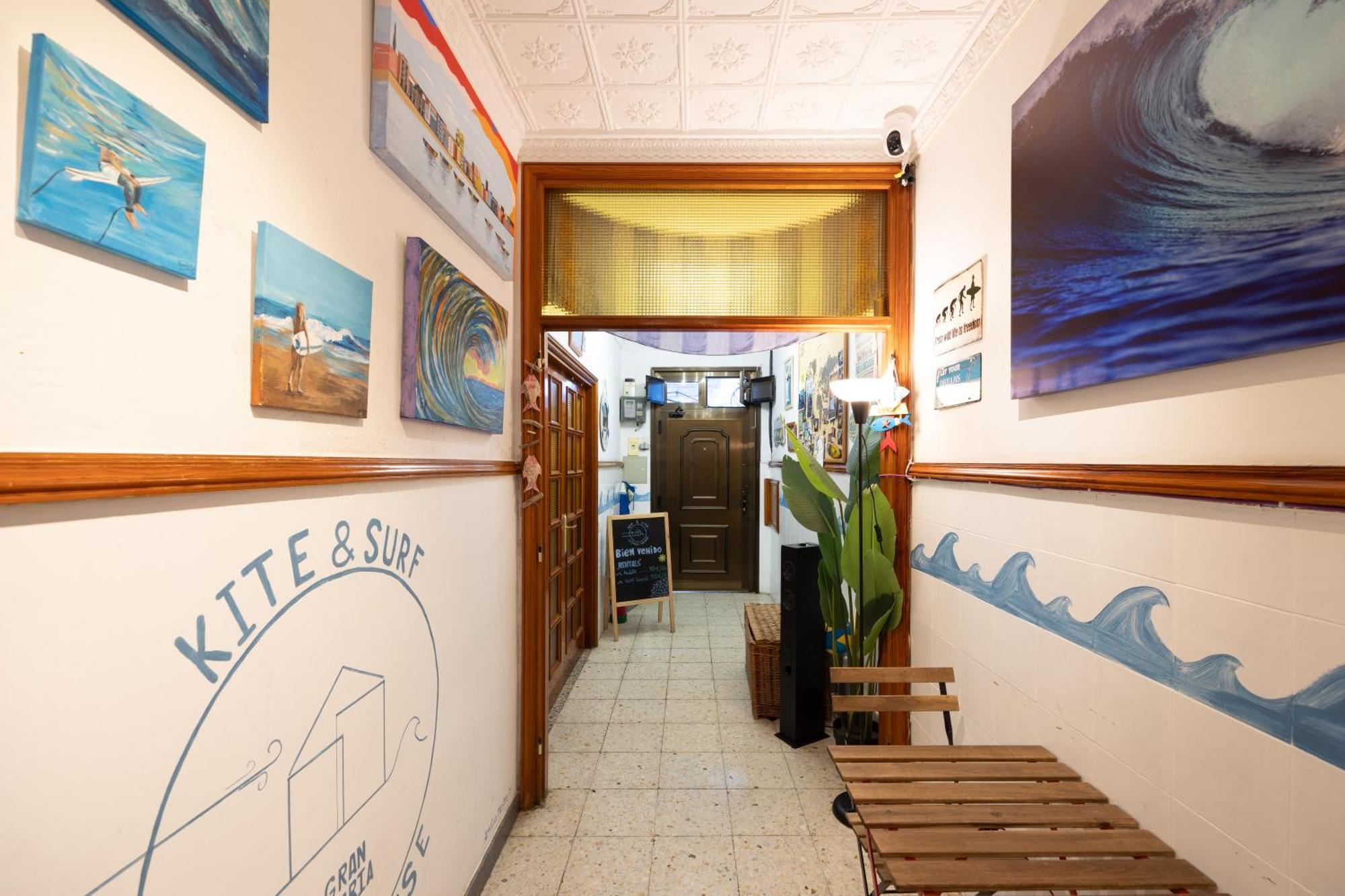 Kite & Surf Nomad House Otel Las Palmas de Gran Canaria Dış mekan fotoğraf